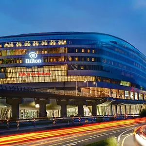 4* Ξενοδοχείο Hilton Garden Frankfurt Airport
